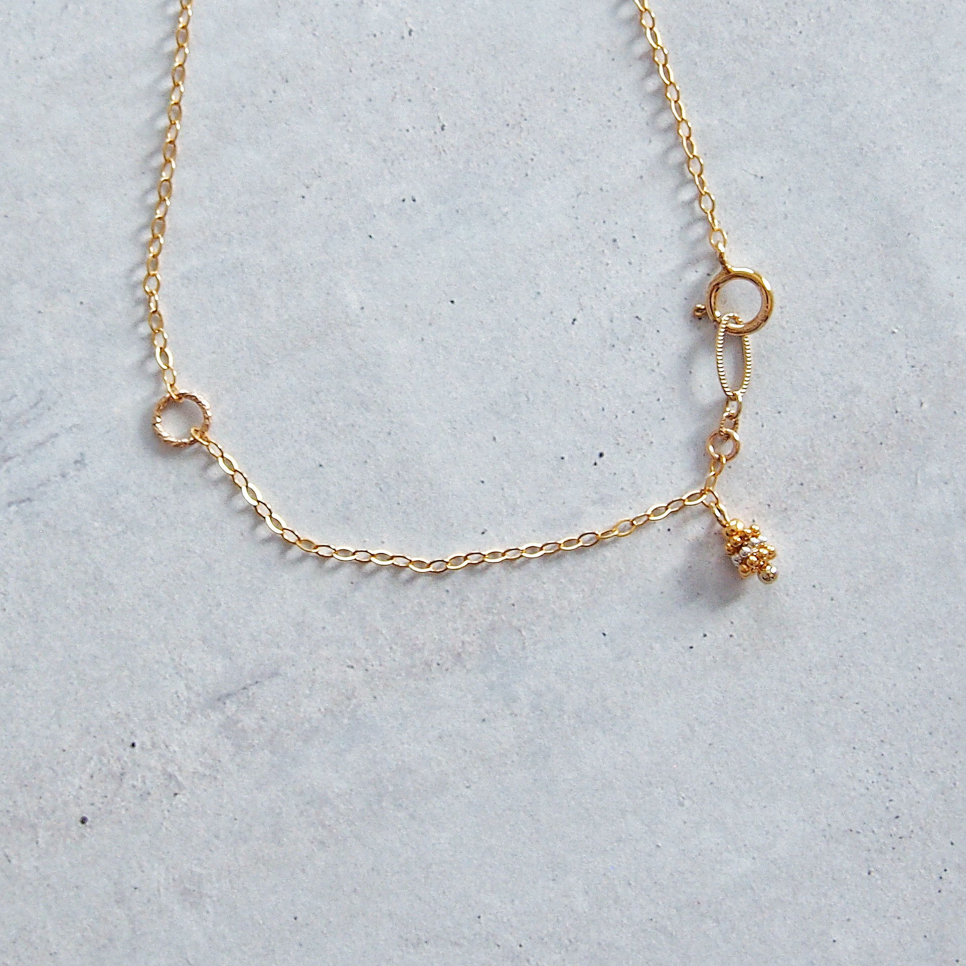 クリスタルクォーツ　ツリーカービング　チェーンネックレス　14kgf