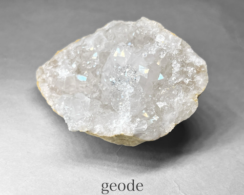 カルセドニー　ジオード geode / ジオード 4 天然石 N.st 通販 18094479｜Creema(クリーマ)