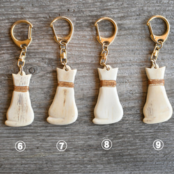 本象牙製　猫の後ろ姿　キーホルダー 5枚目の画像