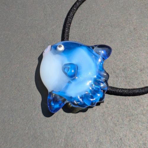 マンボウ　レジンヘアゴム　ブルー　金魚鉢で飼えるミニマンボウ マンボウ レジンヘアゴム ブルー 金魚鉢で飼えるミニマンボウ