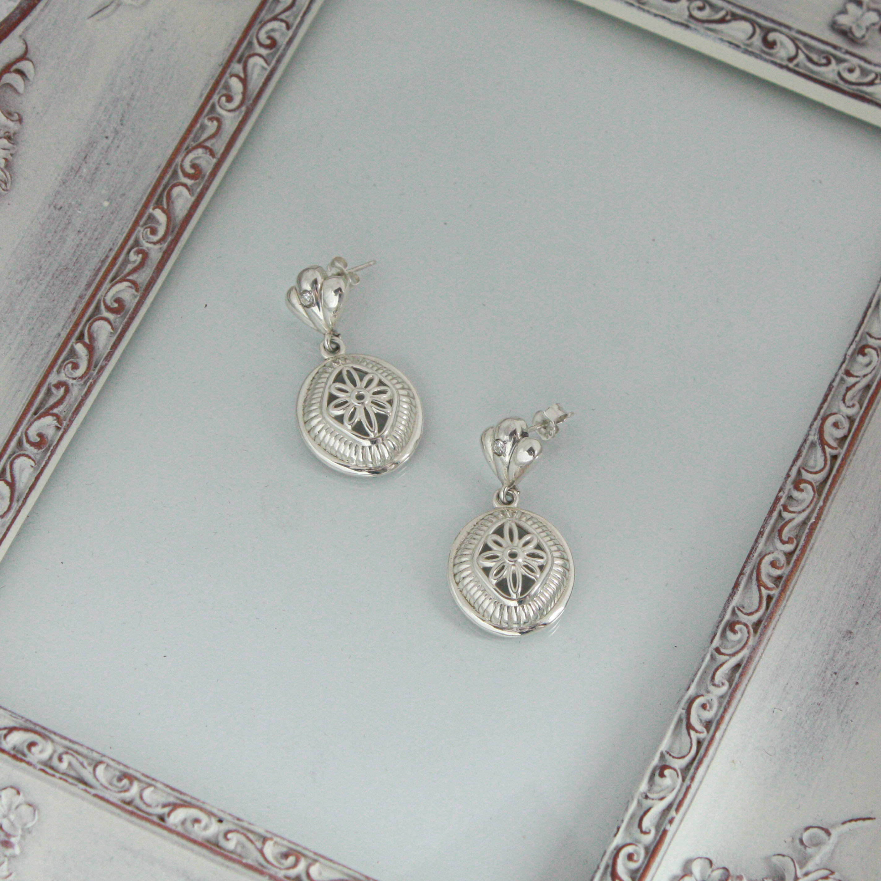 ドロップ ピアス シルバー シルバー925 すかし 透かし 大ぶり レディース 金属アレルギー 揺れる ジルコン