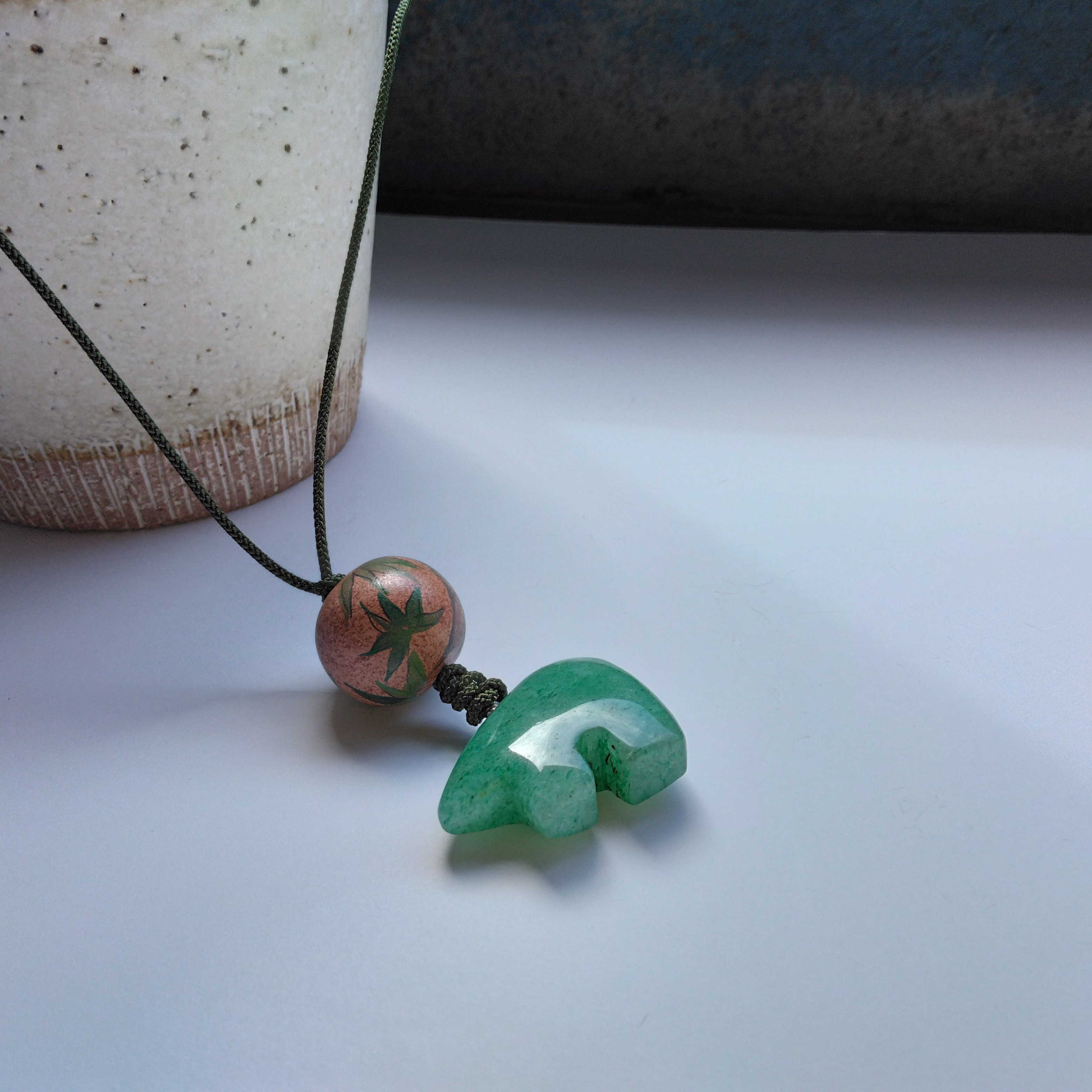 アベンチュリンと【竹文様】ビーズ＊＊＊紐ネックレス＊＊＊一点物