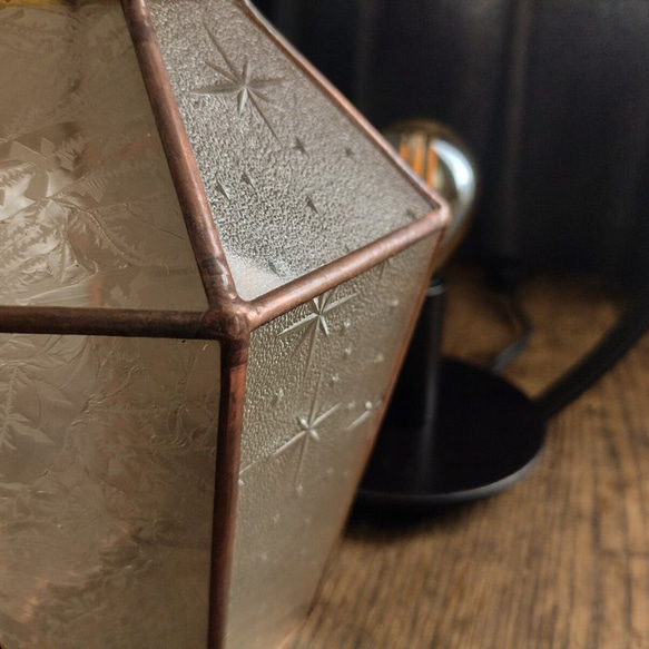 テーブルランプⅱ＊昭和ガラス『銀河✕結霜』 