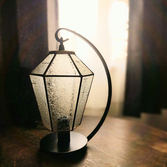 テーブルランプⅱ＊昭和ガラス『銀河✕結霜』 