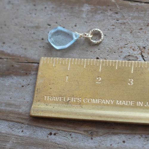 ✨涼やかなクリアブルー✨ スカイブルートパーズ＜スライスカット＞の