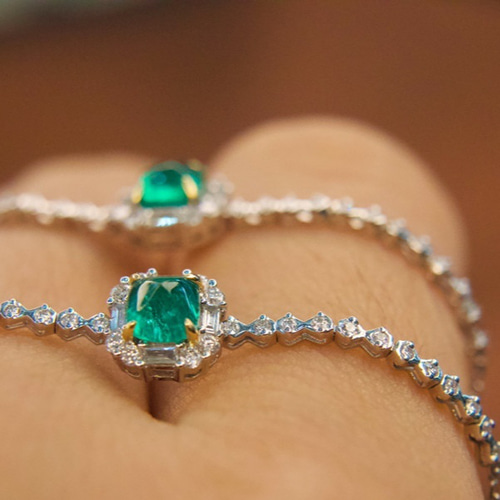 天然ダイヤモンド付きエメラルドブレスレットk18 ブレスレット パール