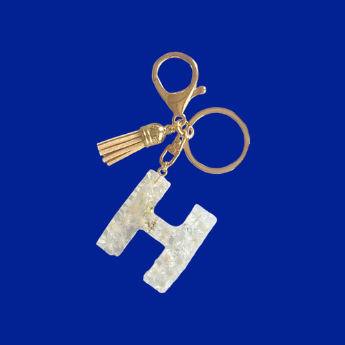 気分が上がる》ドライフラワーのイニシャルキーホルダー(ブロック体  