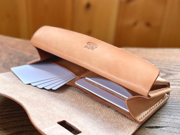 バイカー ロングウォレット［カービング・ナチュラル］／本革 レザー 長財布 ヴァイキング 北欧 1室