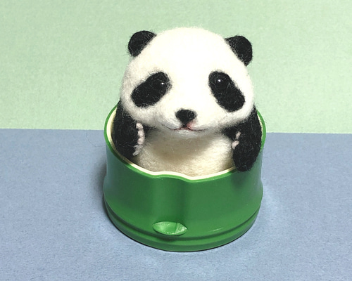 羊毛フェルト 作品 秋の味覚とパンダ - メルカリ
