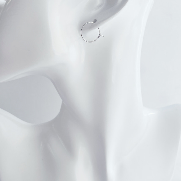 ese76-1【20個/10ペア】約15mm 太さ約0.7mm 華奢 リング状 フープピアス 金具 サージカルステンレス 5枚目の画像