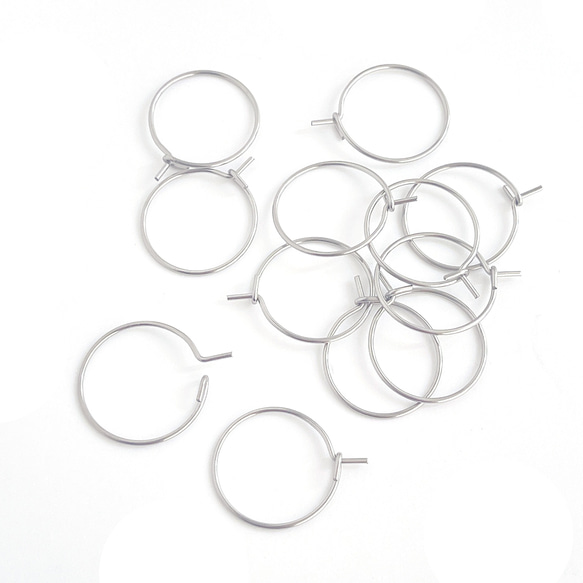 ese76-1【20個/10ペア】約15mm 太さ約0.7mm 華奢 リング状 フープピアス 金具 サージカルステンレス 4枚目の画像