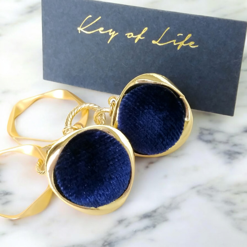 Key of Life▶︎秋冬ベロアカボション×マットゴールド ピアス 
