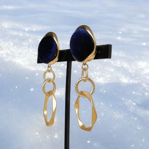 Key of Life▶︎秋冬ベロアカボション×マットゴールド ピアス 