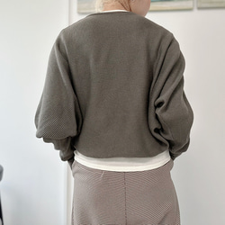 【数量限定再販】さっと羽織れる大人かわいいニット マーガレットボレロ カーディガングレー24046GL 6枚目の画像