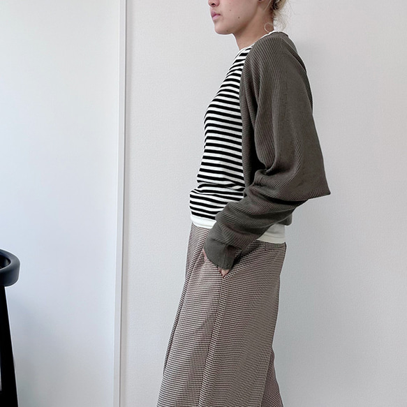 【数量限定再販】さっと羽織れる大人かわいいニット マーガレットボレロ カーディガングレー24046GL 3枚目の画像