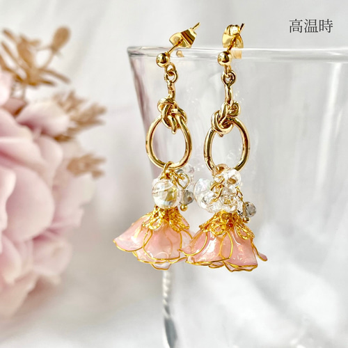色が変わる薔薇揺れるピアス/イヤリング ٭❀* 大人可愛い・華やか 上品