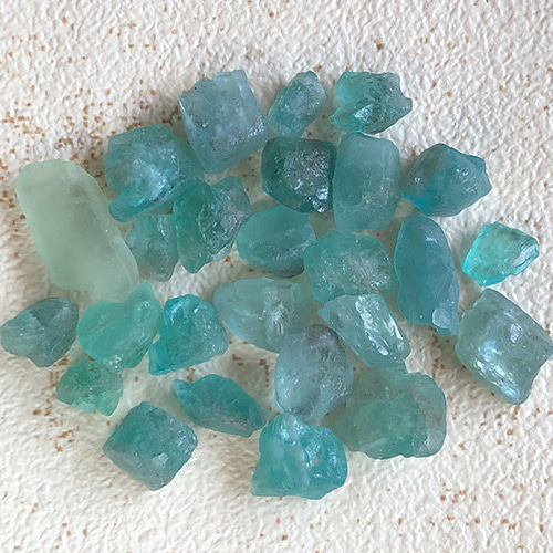 8828 アパタイト 天然石 天然石 Aun planet（発送は月水金のみ） 通販