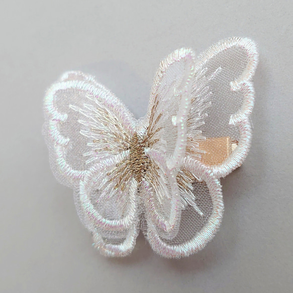 3つセット　蝶々レースのヘアクリップ　二枚羽　結婚式など特別な日に　❁オプション❁コットンパールのヘアピン 5枚目の画像