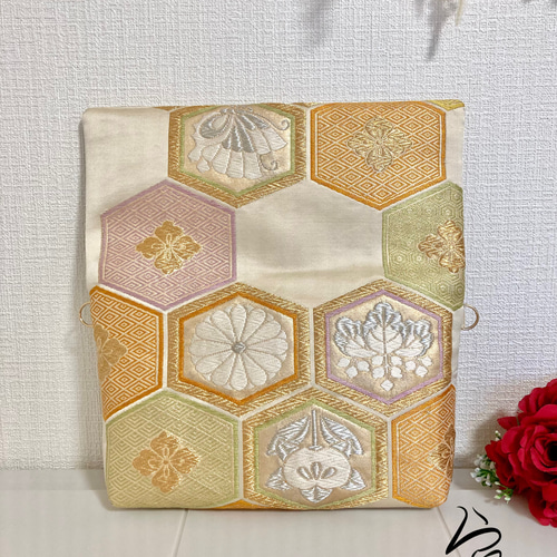 激安商品 kimono】帯リメイク 亀甲に桐菊橘 クラッチバッグ クラッチ クラッチバッグ