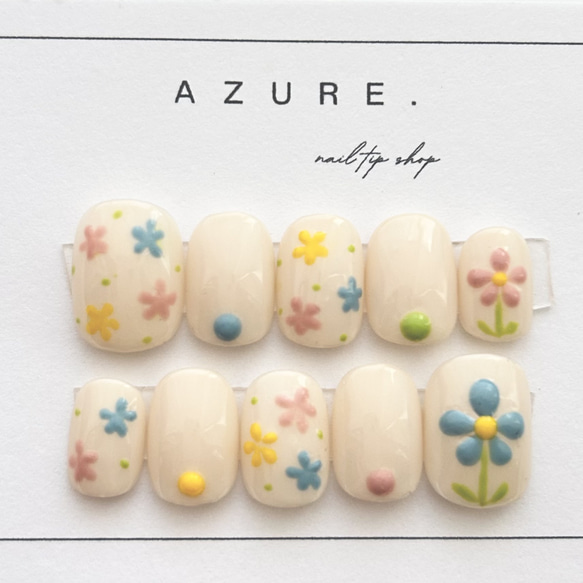 お花ネイルぷっくりネイルカラフルナチュラルネイルツヤネイルピンクネイルブルーネイルネイルチップつけ爪短め長め春夏ネイル 2枚目の画像