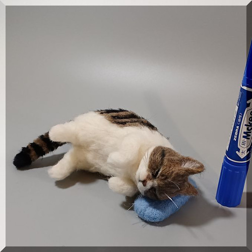 羊毛フェルト 猫 キジシロ猫さん ねこ ネコ 猫フィギュア 羊毛