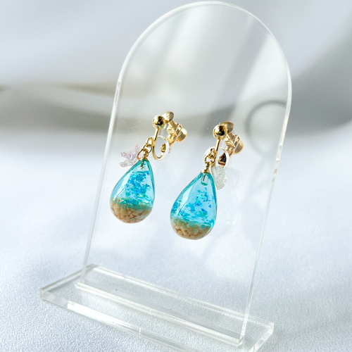 海 レジン 雫 ラメ ブルー 夏 イヤリング・ピアス イヤリング