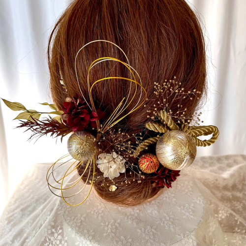 結婚式 成人式用 水引×玉飾り× 金箔 ドライフラワー髪飾り gold×red