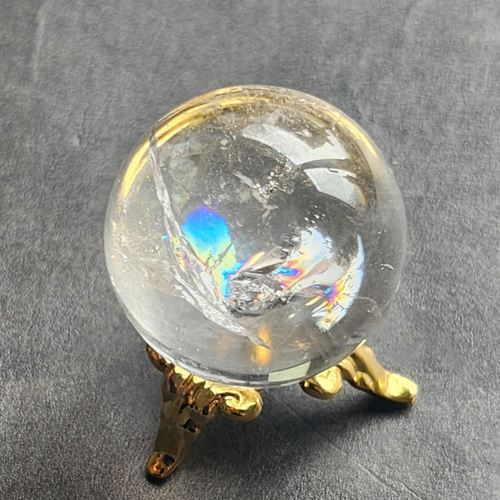 【一点物】超 虹入り✨ ヒマラヤ水晶 丸玉 スフィア ✩.*˚天然石×インテリア 一点物】超 虹入り✨ ヒマラヤ水晶 丸玉 スフィア ✩.*˚天然石×インテリア
