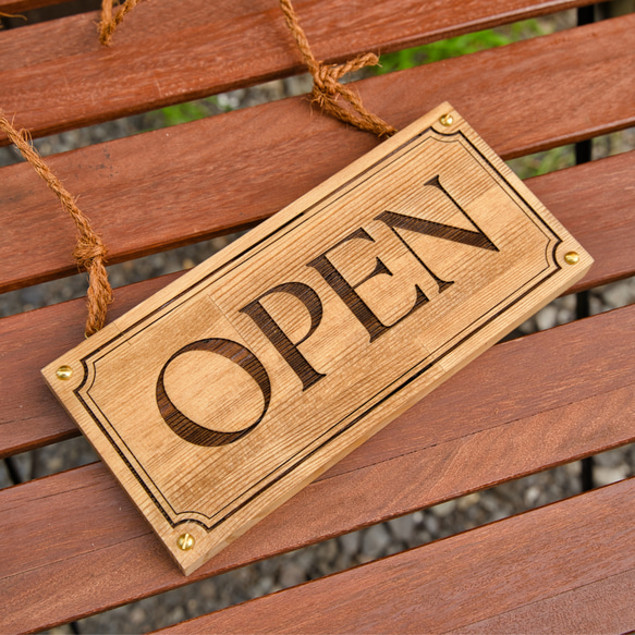 レトロ調の木製店舗看板 表札 OPEN CLOSED/吊り下げ/レーザー彫刻 表札