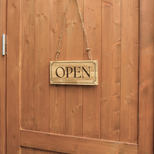 レトロ調の木製店舗看板 表札 OPEN CLOSED/吊り下げ/レーザー彫刻 表札