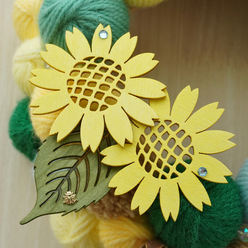 夏のひまわりリース ニットリース ハチ 毛糸玉リース リース git3.shop