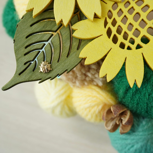 夏のひまわりリース ニットリース ハチ 毛糸玉リース リース git3.shop