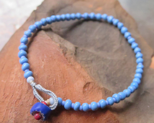 アンティーク シェブロン ＆ ヴェネチアンシードビーズ 水色