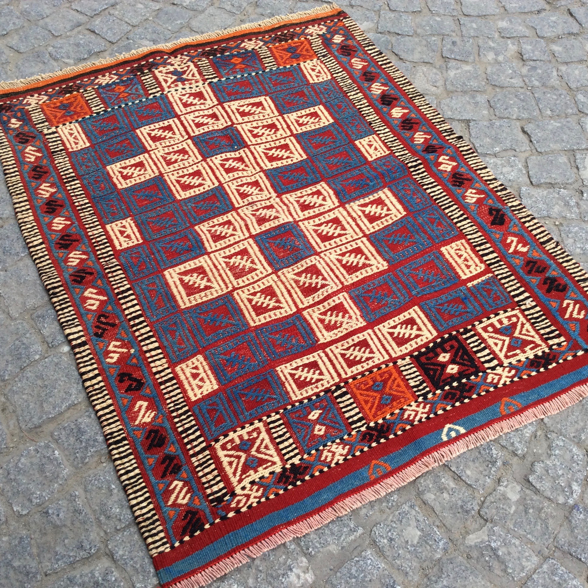 オールドキリム トルコ 手織りラグ 107x82cm