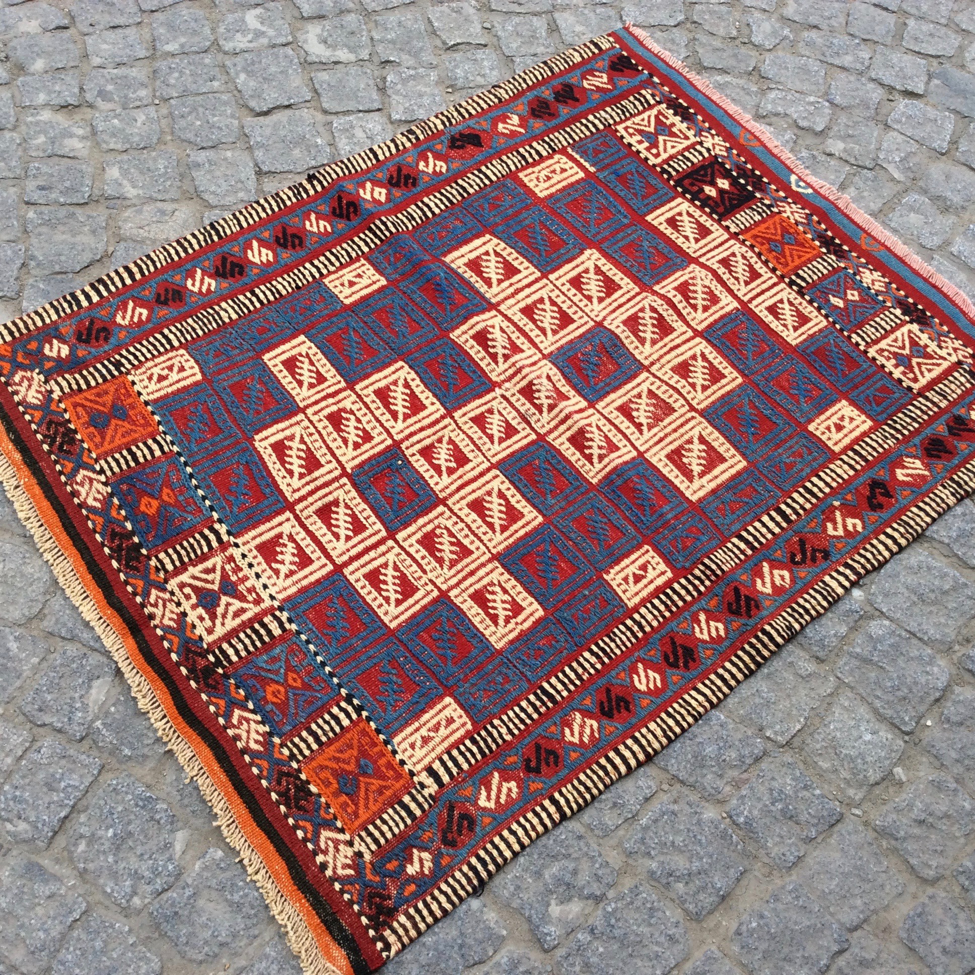 オールドキリム トルコ 手織りラグ 107x82cm