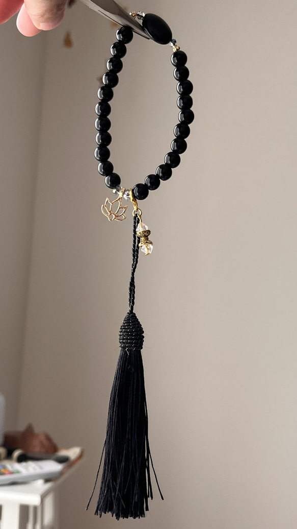数珠ブレス 車お守りアクセサリー♡オニキス♡蓮の花 ブレスレット