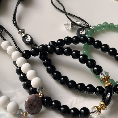 オシャレ❢お守りブレス モリオンとオニキスのバラ❥ 新 発売ハンドメイド・手芸 - オシャレ❢お守りブレス モリオン