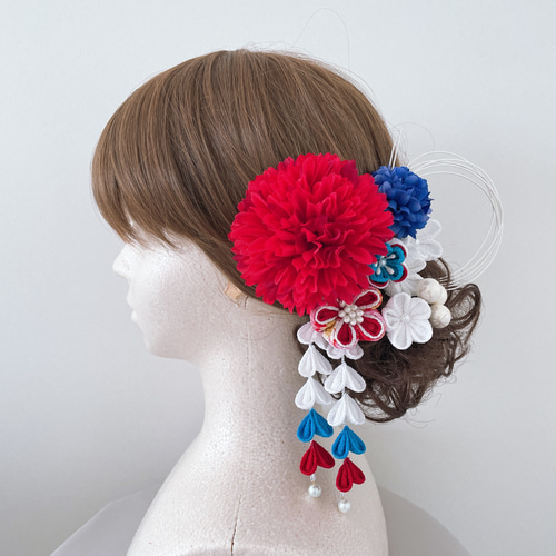 つまみ細工の髪飾り【大きなマムと赤青系 さがり 水引】成人式 振袖