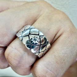 仁尾彫金『１つ鱗k18、平打パイソンリング』ハンドメイド318 仁尾彫金『1つ鱗k18、平打パイソンリング』ハンドメイド318 指輪