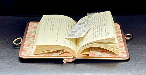 がま口ブックカバー450ページ対応＊リバティ&ガーデンラビット＊すずらんとうさぎ＊ローズ•マリー＊りぼん結びピンクG 8枚目の画像