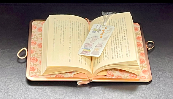 がま口ブックカバー450ページ対応＊リバティ&ガーデンラビット＊すずらんとうさぎ＊ローズ•マリー＊りぼん結びピンクG 10枚目の画像