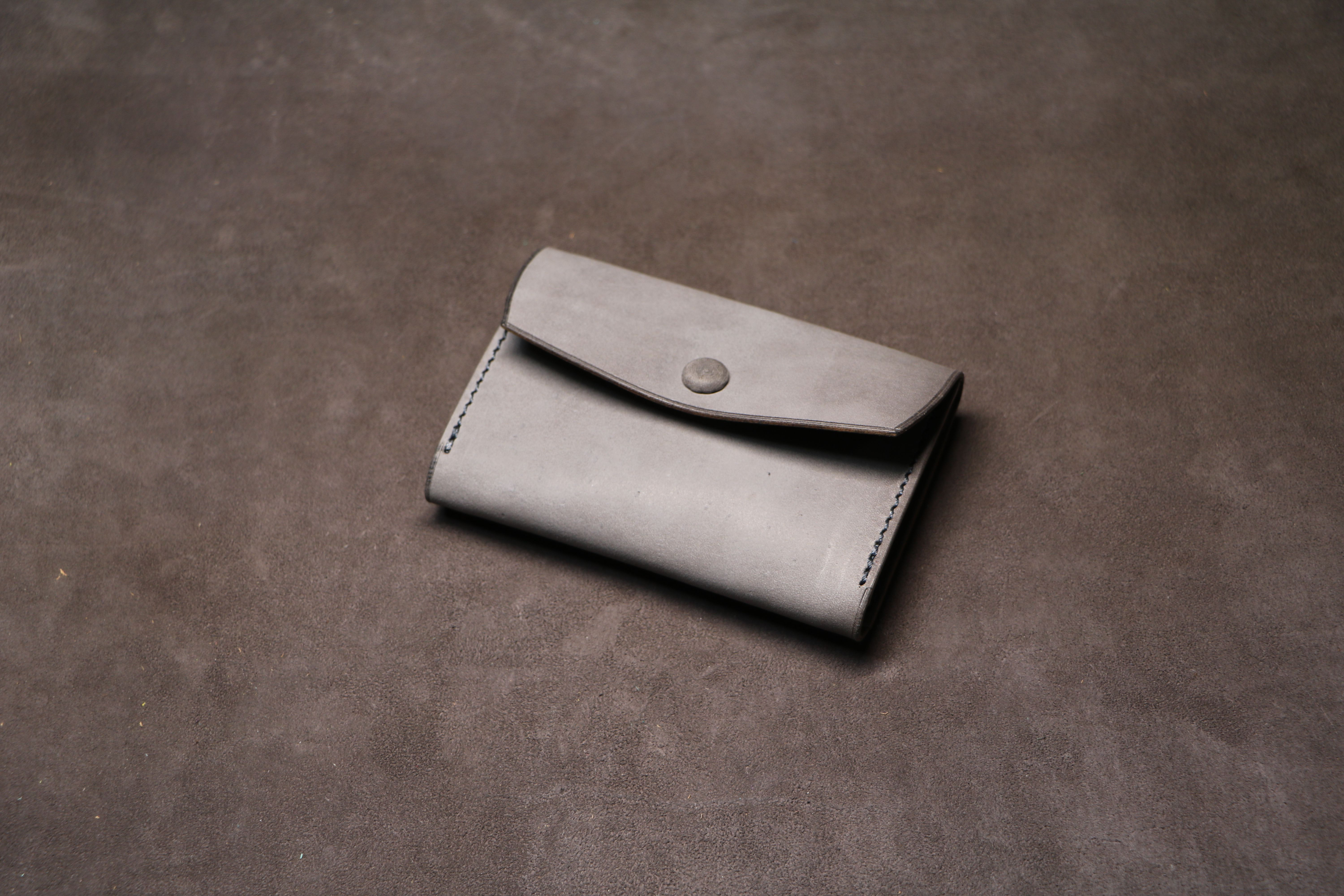 【カードも入るコインケース】国産オイル グレー EB-007