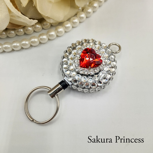 【美品】グッチ　キーホルダー　キーリング　ハート　クリスタル　ビジュー 21-6358.jpg