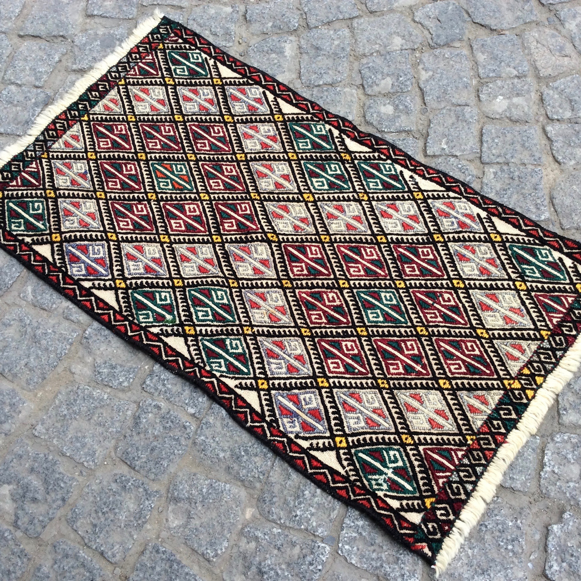 オールドキリム トルコ 手織りラグ 74x42cm