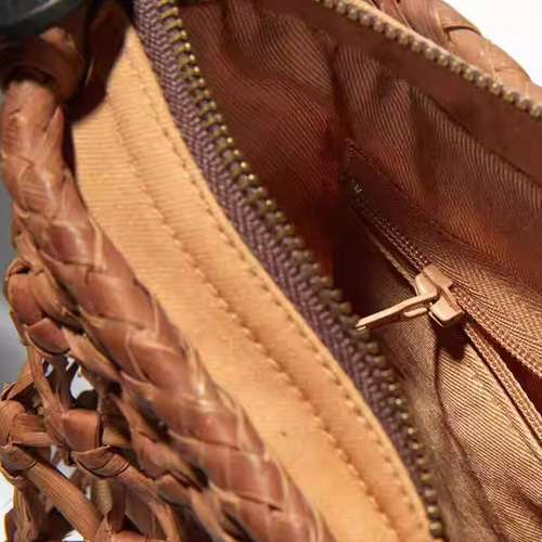 山葡萄蔓ショルダーバッグ・斜め掛けbag 山葡萄蔓ショルダーバッグ・斜め掛けbag 山葡萄 蔓 バック かご