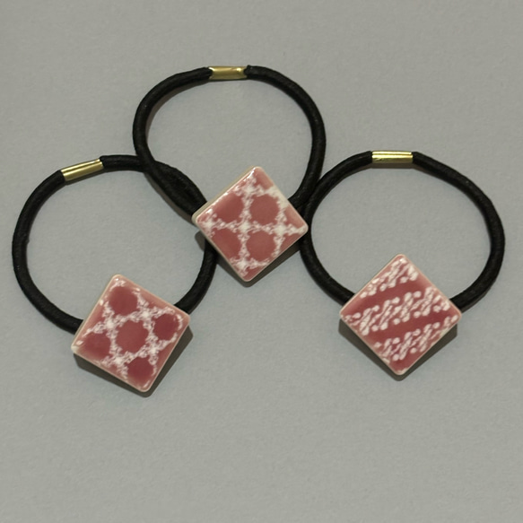 ヘアゴム◇ くすみピンク◇四角 ヘアゴム ひろ 通販 18105400｜Creema  