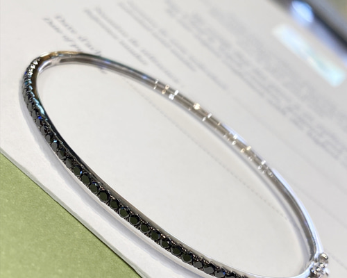 b14a07fe8cbf55e1f2287e5940425f