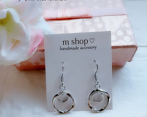 ハンドメイドピアス ハンドメイドピアス ピアス（フック・チェーン） m shop 通販