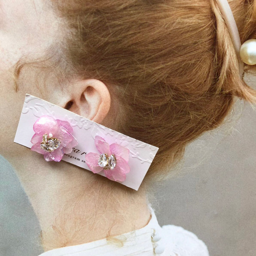 ハンドメイド 花デザイン ピアス レジン フラワー ピアス ハンドメイド （Florcita～小さなお花の