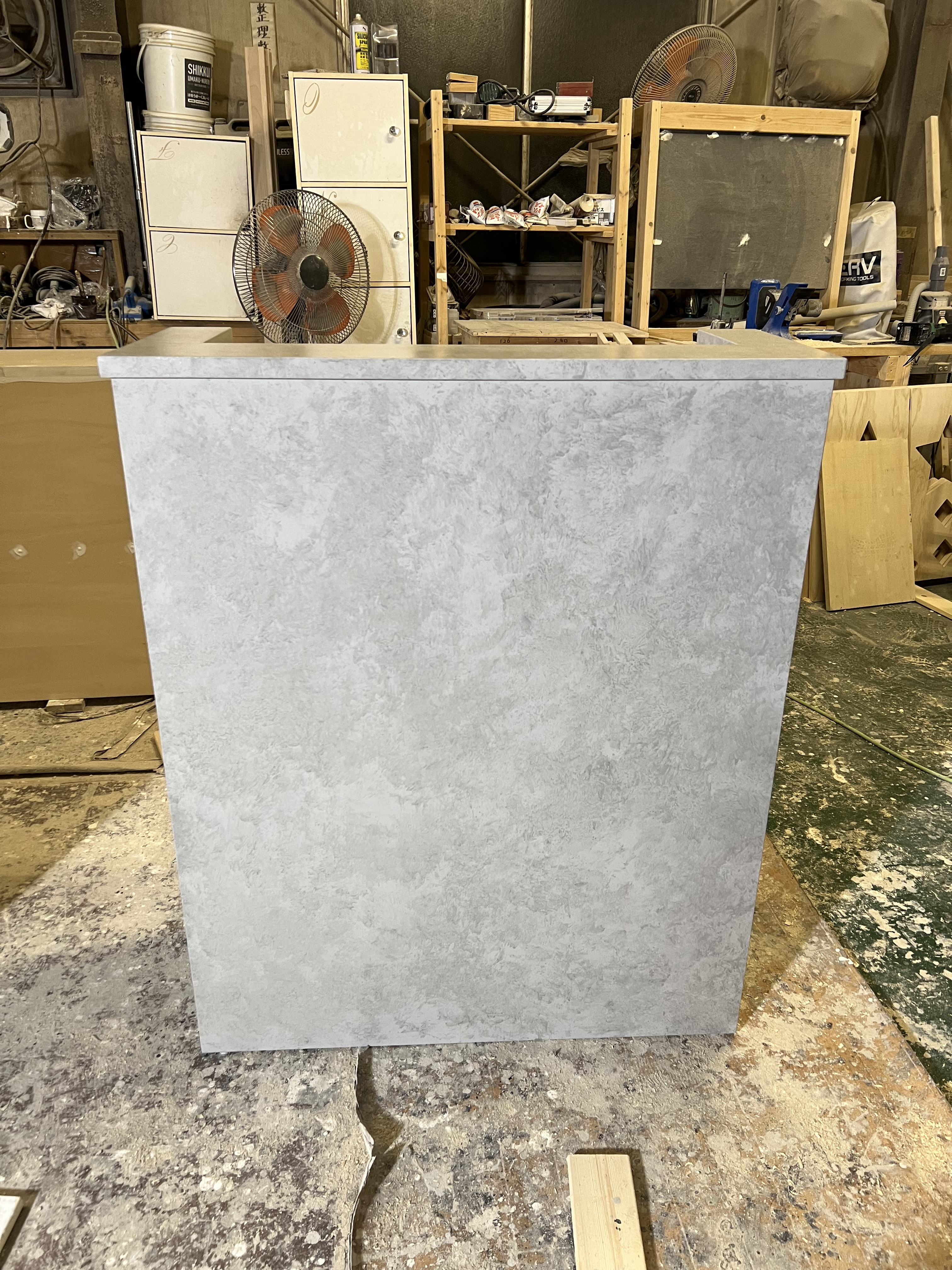 石っぽいカウンター　レジカウンター　受付台